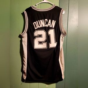 Spurs jersey